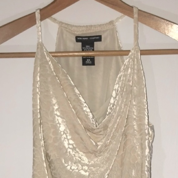 The Limited halter top, sleeveless, champagne colour. - Picture 2 of 4